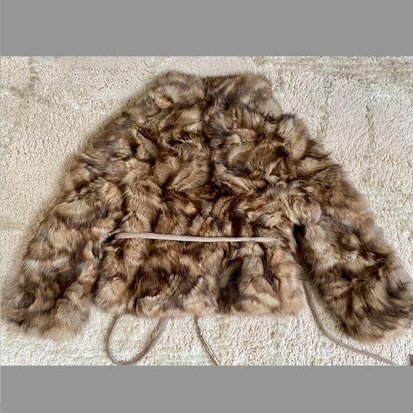 Brand New Reversible Golden Sable Fur Jacket made in Italy - Picture 3 of 16